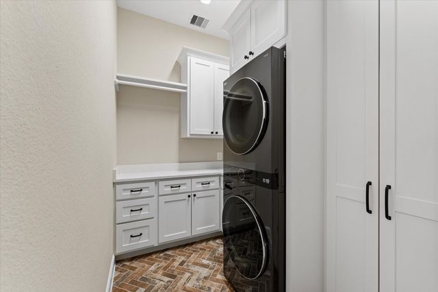 222 Sunrise Canvas Drive, Conroe, TX 77318