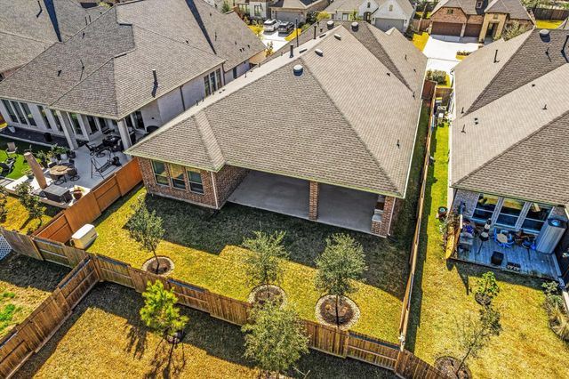 222 Sunrise Canvas Drive, Conroe, TX 77318