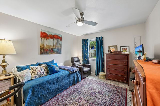 7452 Meadowcrest Drive, Fort Worth, TX 76112