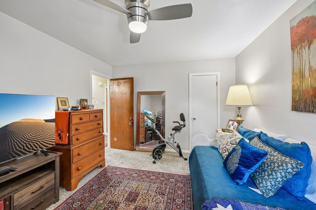 7452 Meadowcrest Drive, Fort Worth, TX 76112