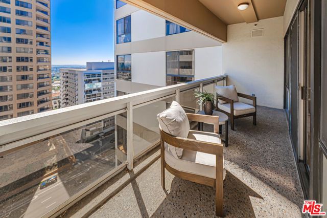 10445 Wilshire Boulevard 1402, Los Angeles, CA 90024