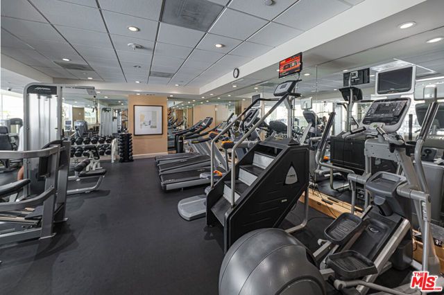 10445 Wilshire Boulevard 1402, Los Angeles, CA 90024