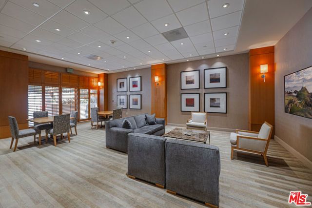 10445 Wilshire Boulevard 1402, Los Angeles, CA 90024