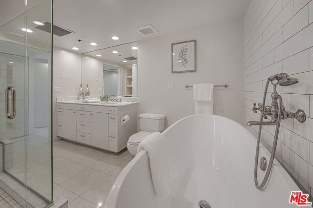 10445 Wilshire Boulevard 1402, Los Angeles, CA 90024