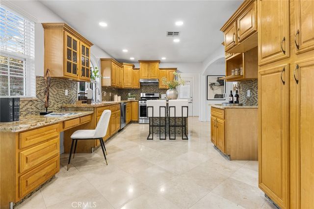 731 S Michillinda Avenue, Pasadena, CA 91107