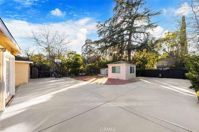 731 S Michillinda Avenue, Pasadena, CA 91107