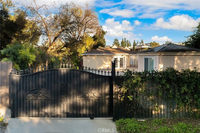 731 S Michillinda Avenue, Pasadena, CA 91107