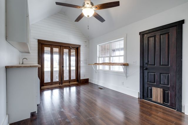 214 Cumberland Dr, Lebanon, TN 37087