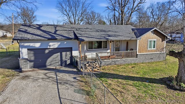 3123 S 63rd West Avenue, Tulsa, OK 74107