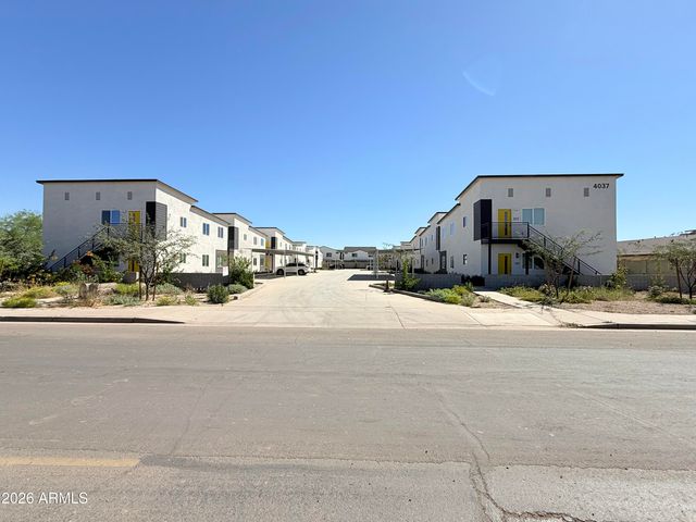 4037 S 12th Street, Phoenix, AZ 85040