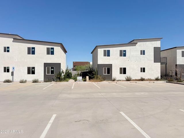 4037 S 12th Street, Phoenix, AZ 85040