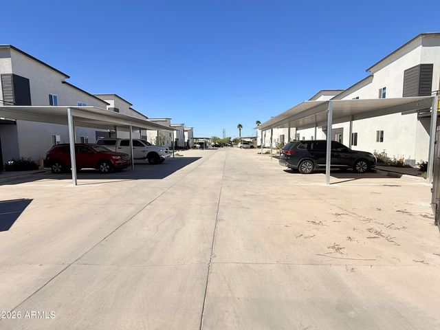 4037 S 12th Street, Phoenix, AZ 85040