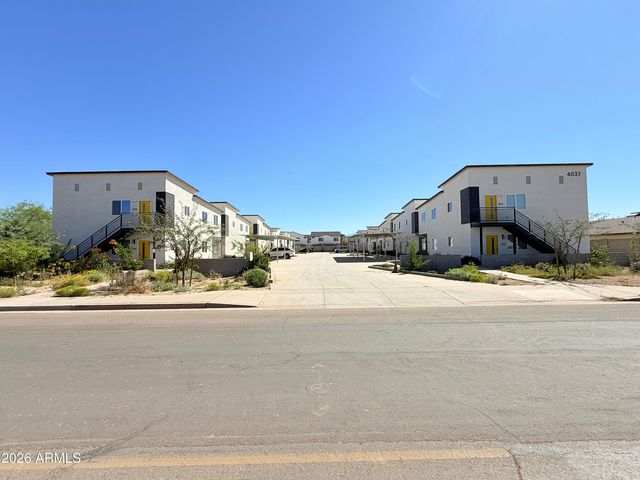 4037 S 12th Street, Phoenix, AZ 85040