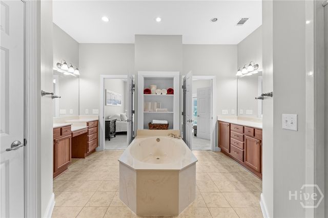 1102 River Oaks Drive, Richmond Hill, GA 31324