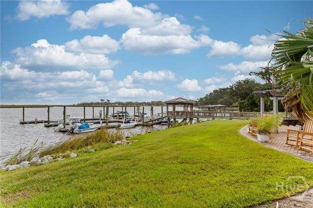 1102 River Oaks Drive, Richmond Hill, GA 31324