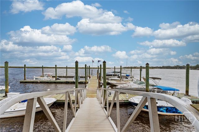 1102 River Oaks Drive, Richmond Hill, GA 31324