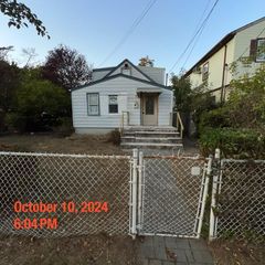 93 Woodside Avenue, Freeport, NY 11520