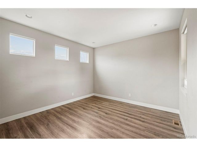 3997 Owl Creek Ct, Loveland, CO 80538