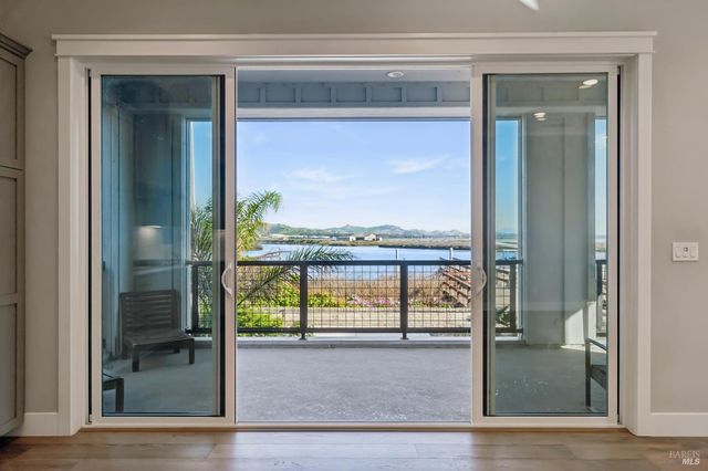 1708 Milton Rd, Napa, CA 94559