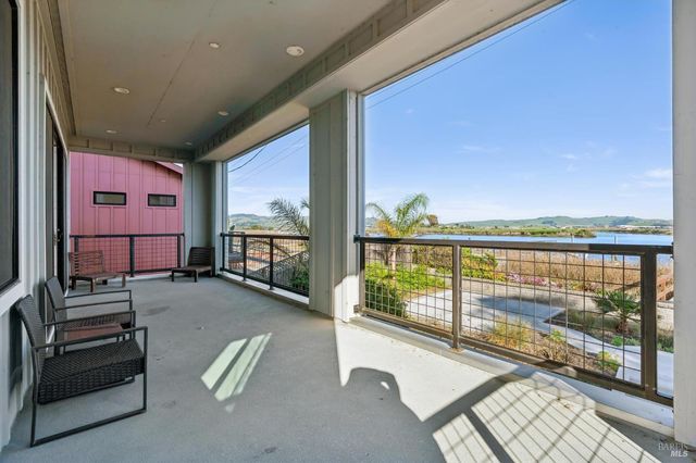 1708 Milton Rd, Napa, CA 94559