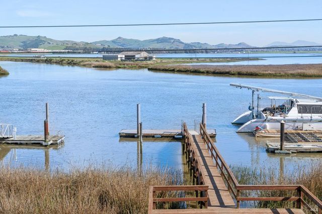 1708 Milton Rd, Napa, CA 94559