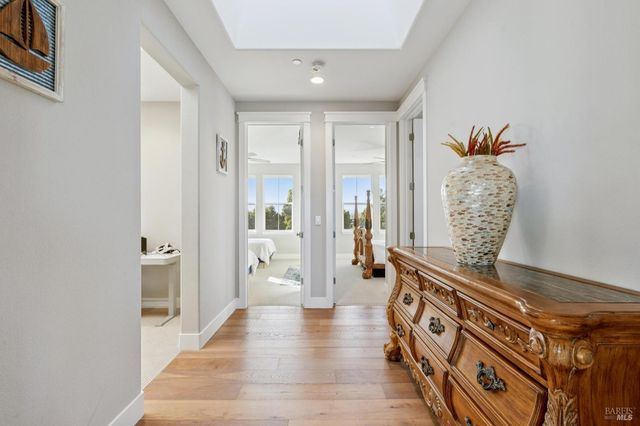 1708 Milton Rd, Napa, CA 94559