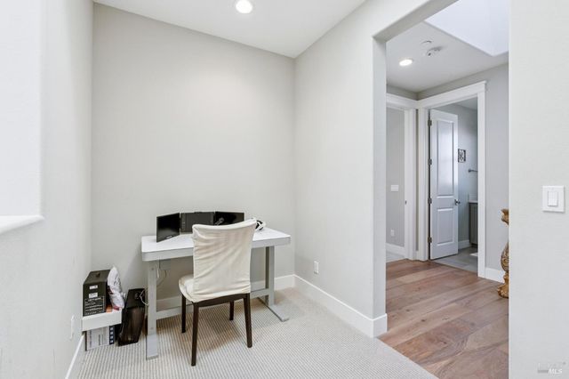 1708 Milton Rd, Napa, CA 94559