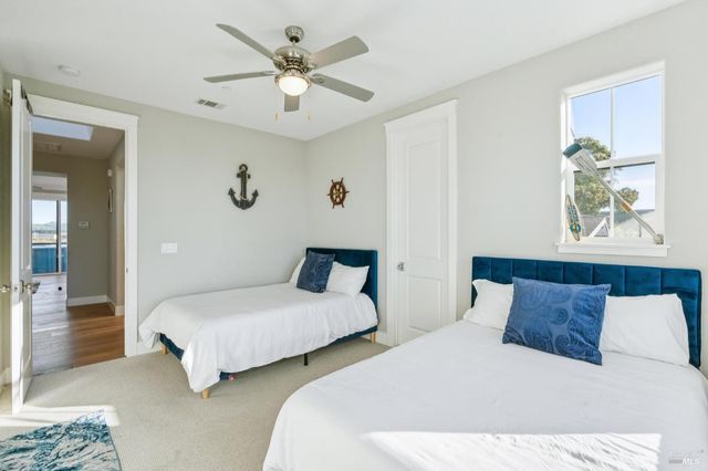 1708 Milton Rd, Napa, CA 94559