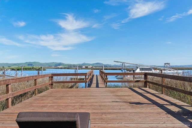 1708 Milton Rd, Napa, CA 94559