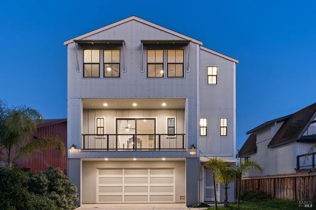 1708 Milton Rd, Napa, CA 94559