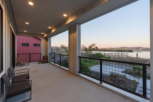 1708 Milton Rd, Napa, CA 94559