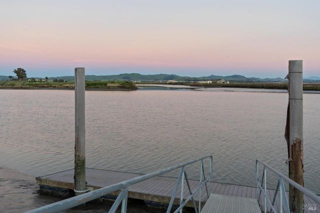 1708 Milton Rd, Napa, CA 94559