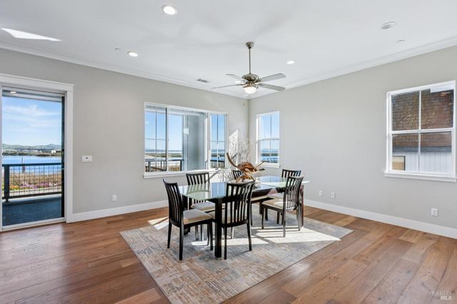 1708 Milton Rd, Napa, CA 94559