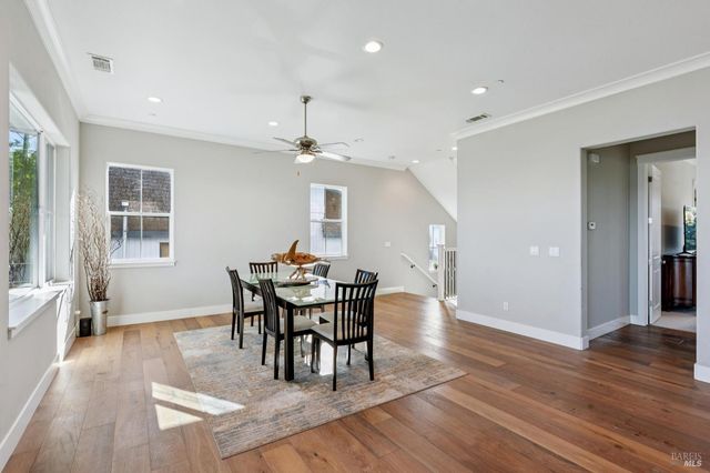 1708 Milton Rd, Napa, CA 94559