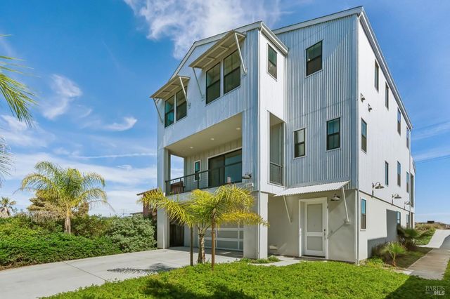 1708 Milton Rd, Napa, CA 94559