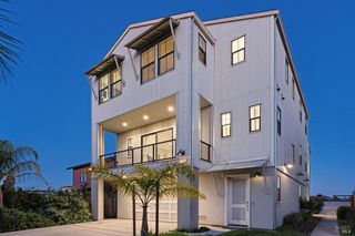 1708 Milton Rd, Napa, CA 94559