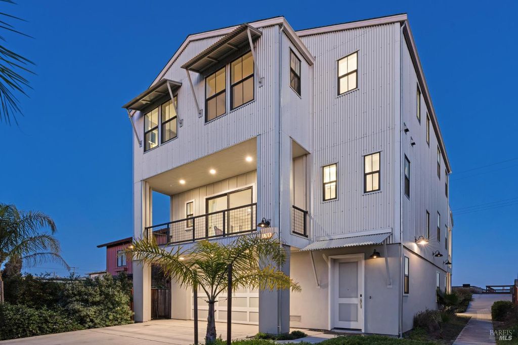 1708 Milton Rd, Napa, CA 94559