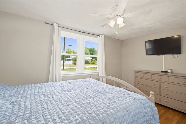 456 North St, Bridgewater, MA 02324