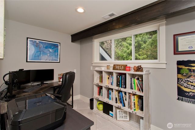 23031 76th Avenue SE, Woodinville, WA 98072