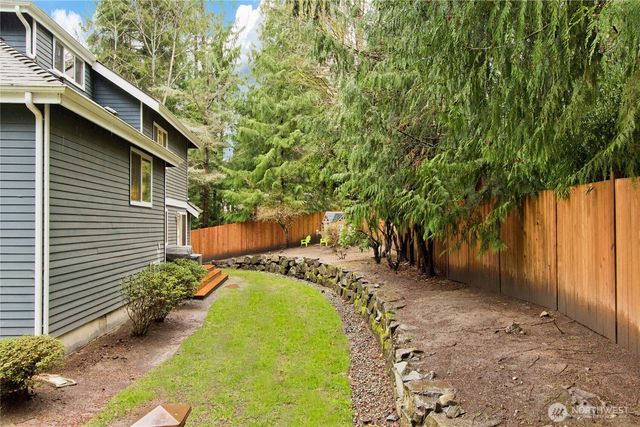 23031 76th Avenue SE, Woodinville, WA 98072