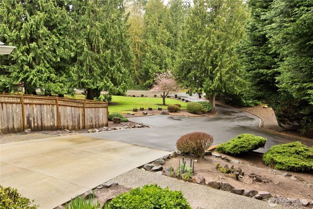 23031 76th Avenue SE, Woodinville, WA 98072
