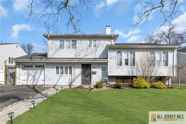 74 Overbrook Drive, Colonia, NJ 07067
