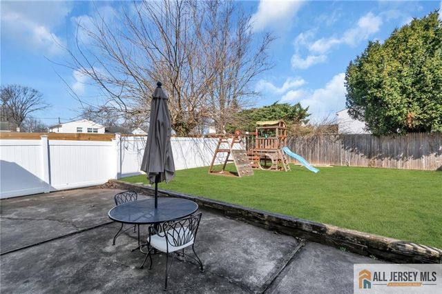 74 Overbrook Drive, Colonia, NJ 07067