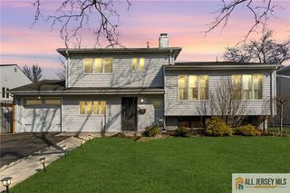 74 Overbrook Drive, Colonia, NJ 07067