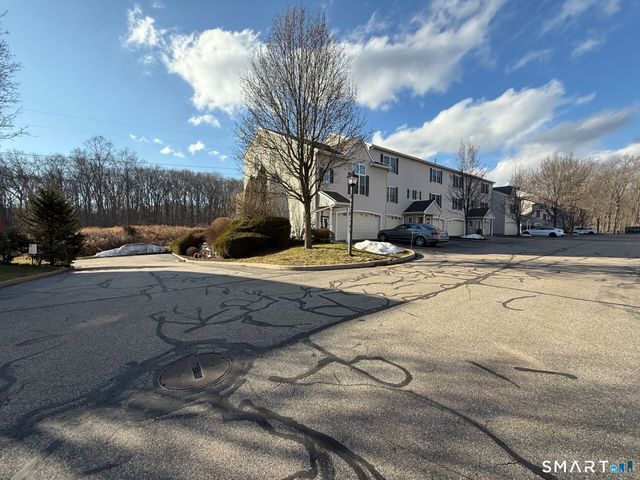 152 Briar Lane 152, Norwich, CT 06360