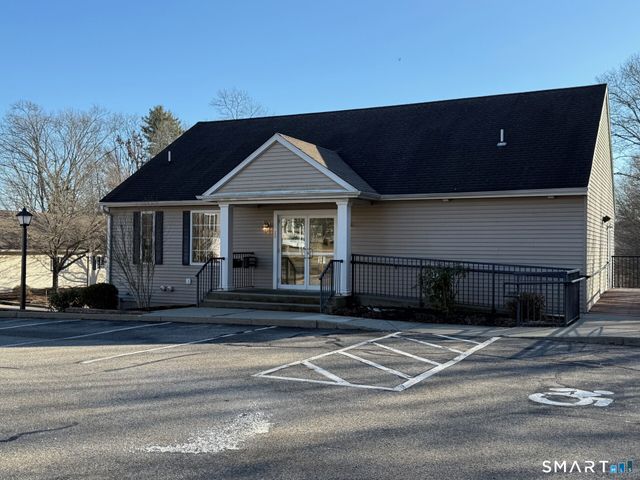 152 Briar Lane 152, Norwich, CT 06360