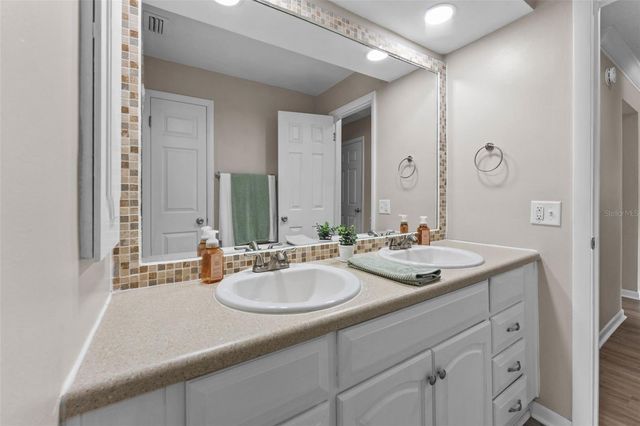 2230 EL DE ORO DRIVE, Clearwater, FL 33764