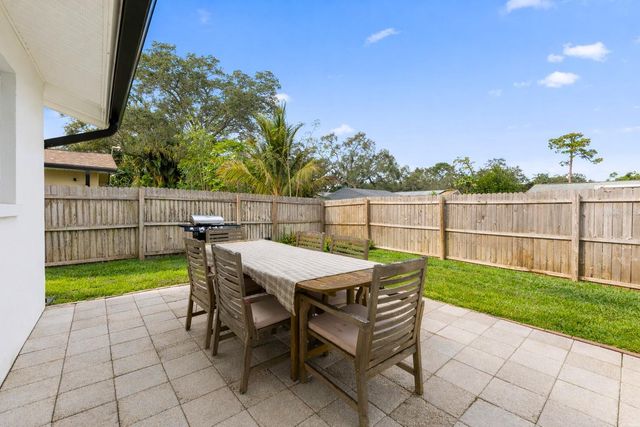 2230 EL DE ORO DRIVE, Clearwater, FL 33764