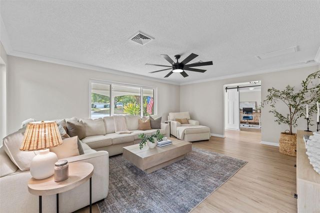 2230 EL DE ORO DRIVE, Clearwater, FL 33764