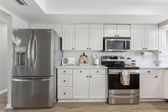 2230 EL DE ORO DRIVE, Clearwater, FL 33764